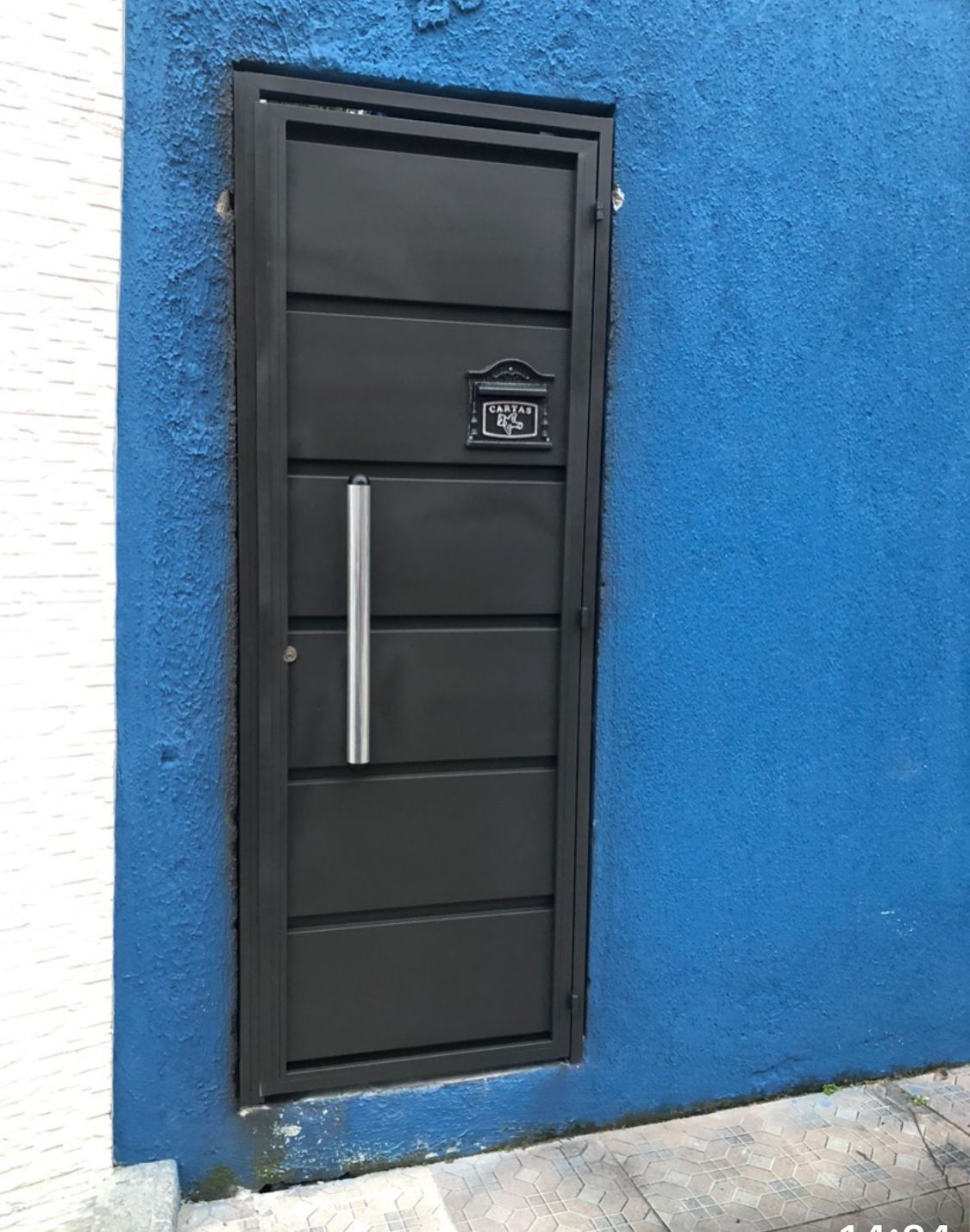 Portão Cartola Preto — Social